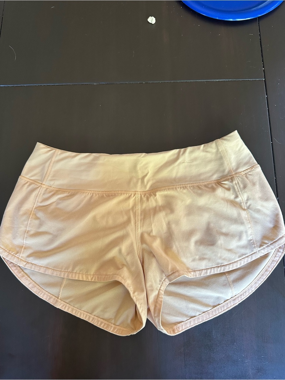 Women’s Lululemon lite orange low rise Speedup pre owned.